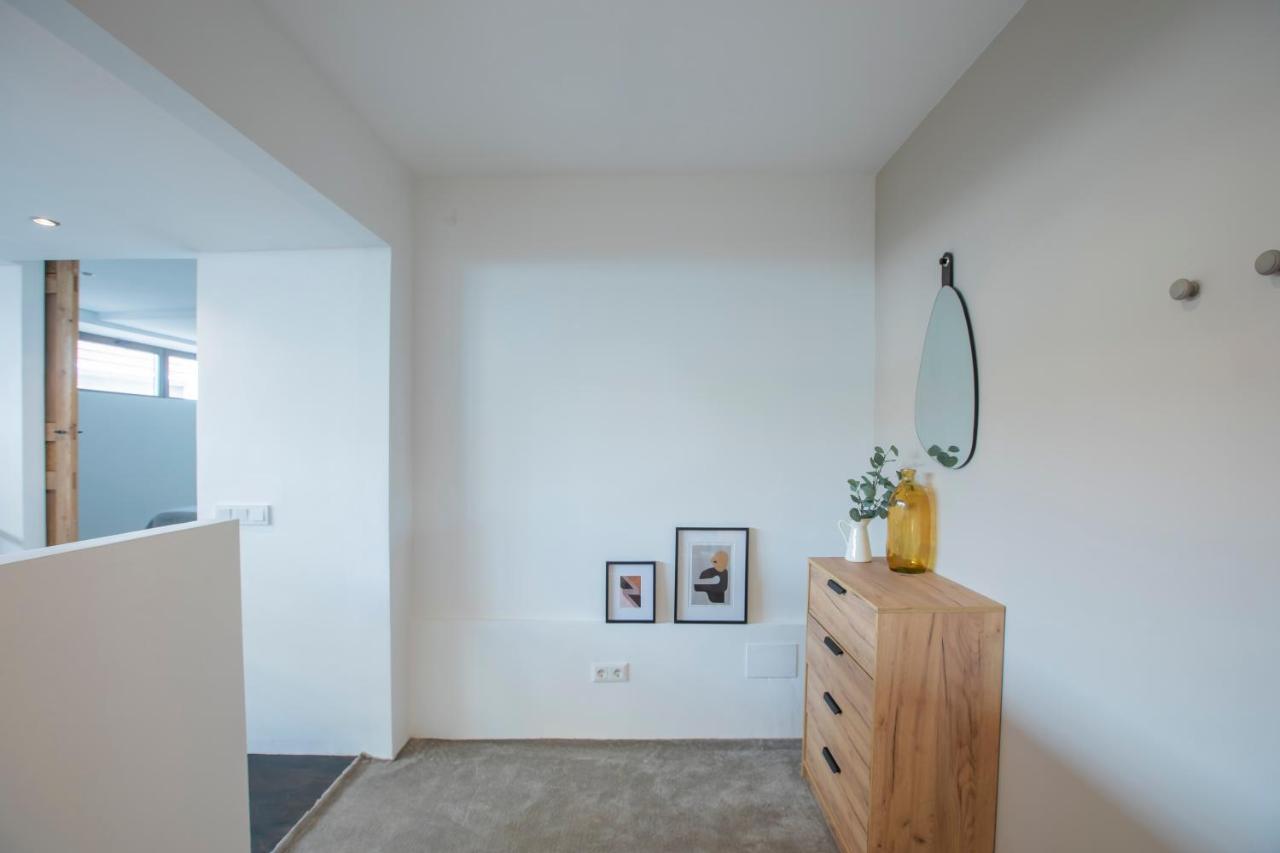 Del Parque Flats San Andres Leilighet Málaga Eksteriør bilde